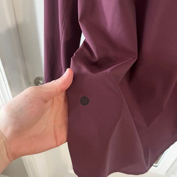 Men’s Lululemon Long Sleeve Button-Up Shirt Size XL – Red Maroon - Picture 5 of 5